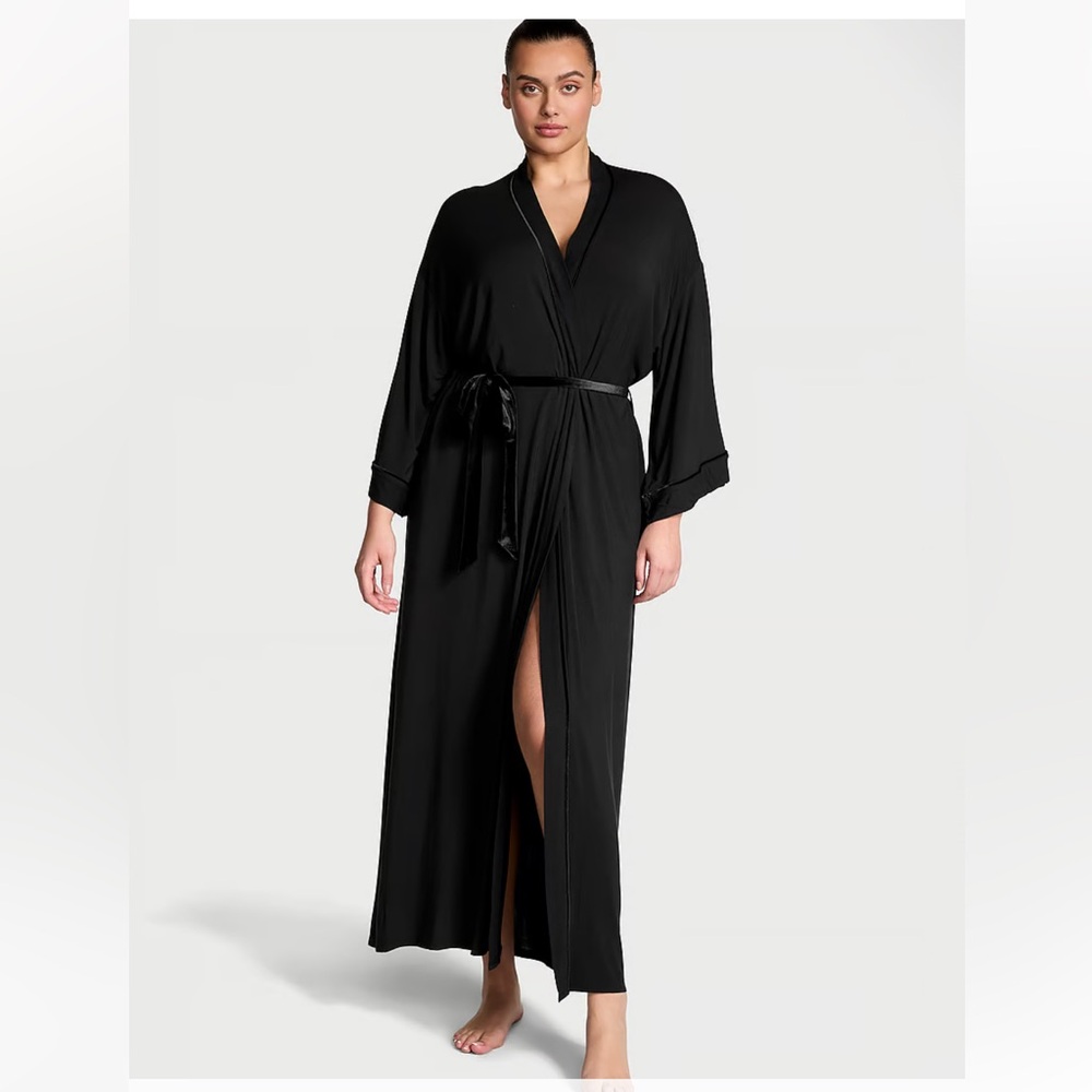 EUC VS Modal Soft Velvet-Trim Maxi Robe
